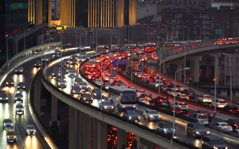 Driving Tips for Dealing with Rush Hour Traffic