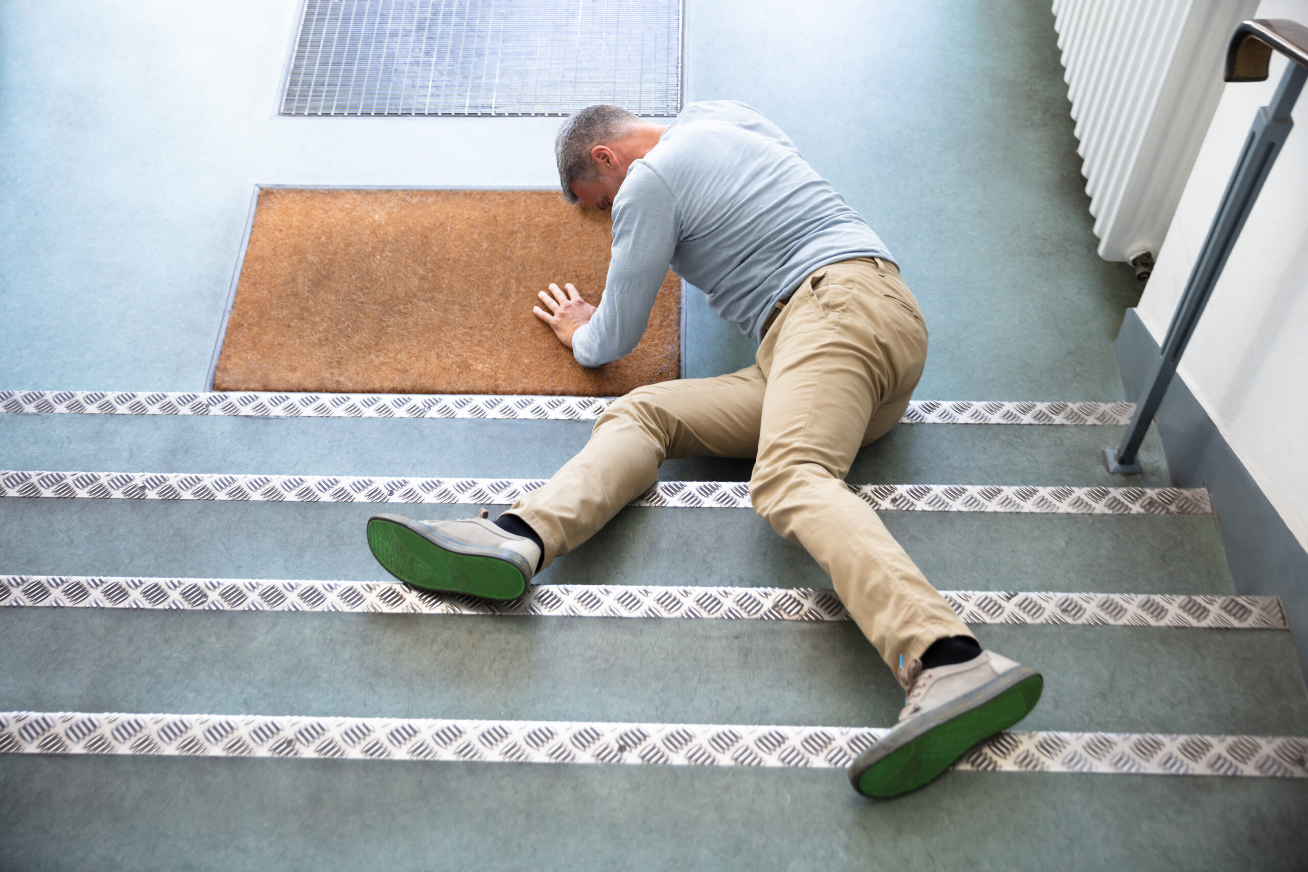 Man injured in a slip and fall - Lasky Justus Law - Your Savannah Law Firm for personal injury